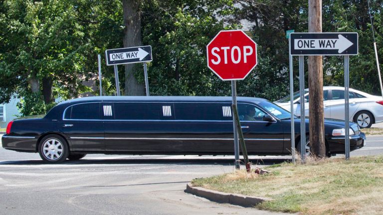 Hiring a limo service? Here's what you need to know